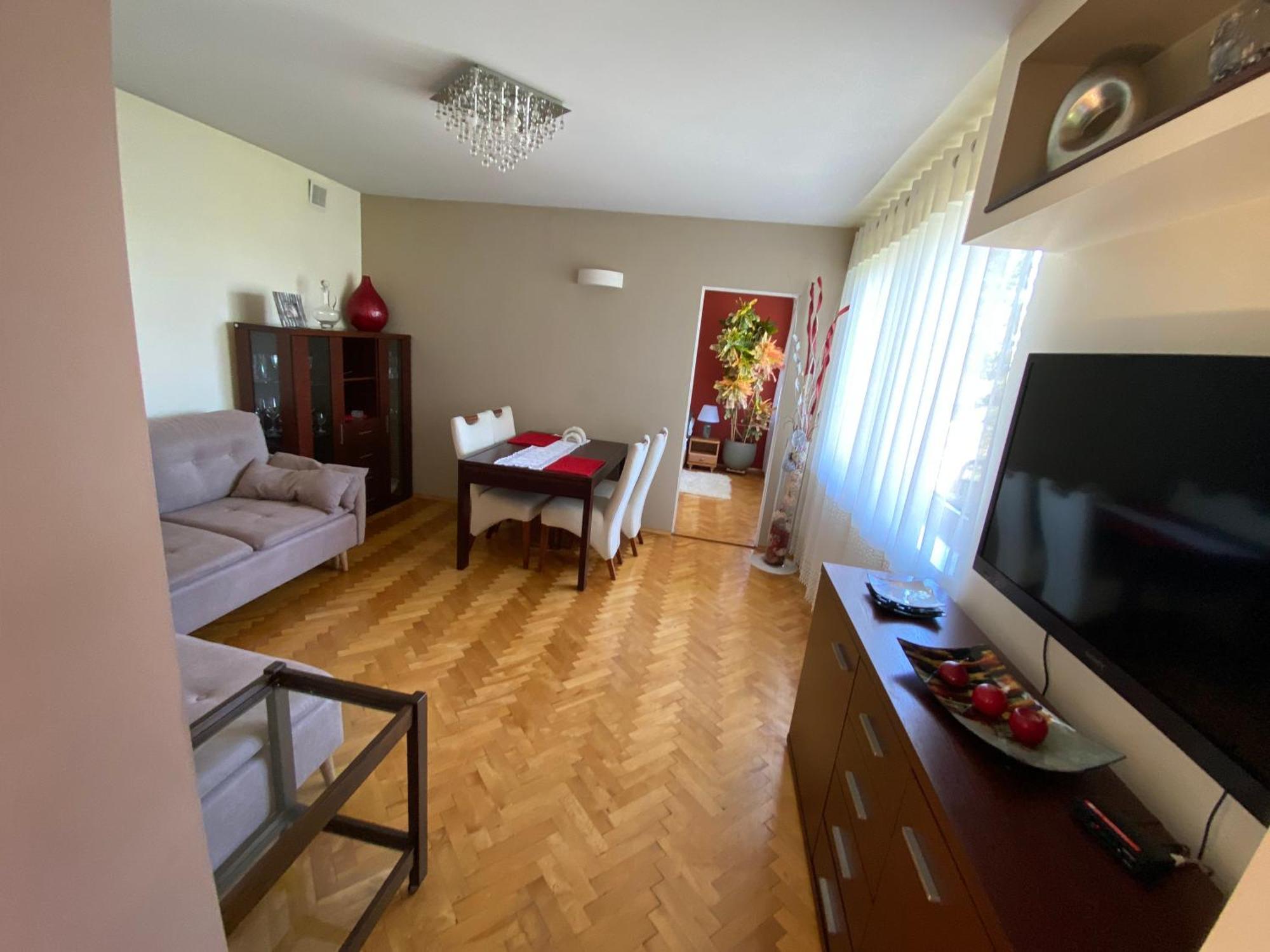 Przytulny Dom Pod Jabloniami Przy Targach Kielce Villa Eksteriør billede