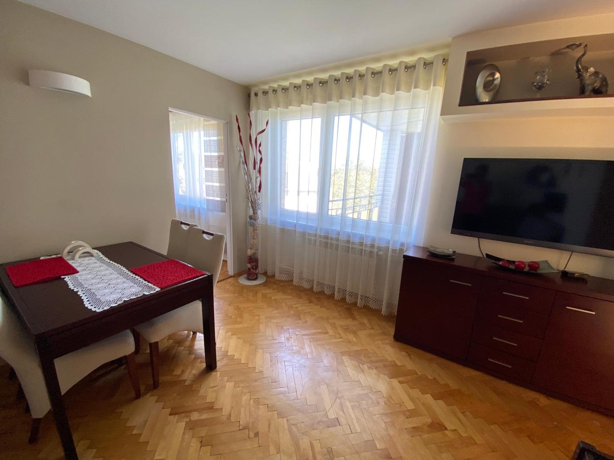 Przytulny Dom Pod Jabloniami Przy Targach Kielce Villa Eksteriør billede